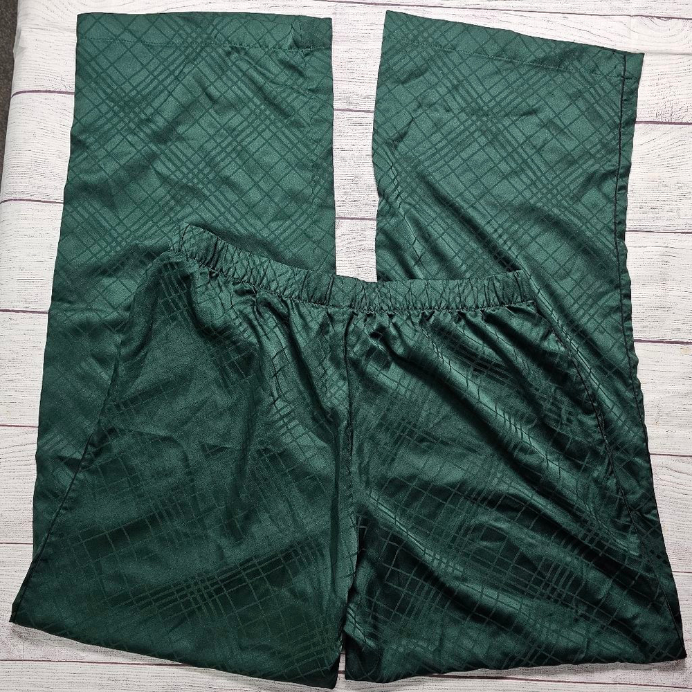 VS medium pajama set, long sleeve, silky soft - Picture 8 of 16